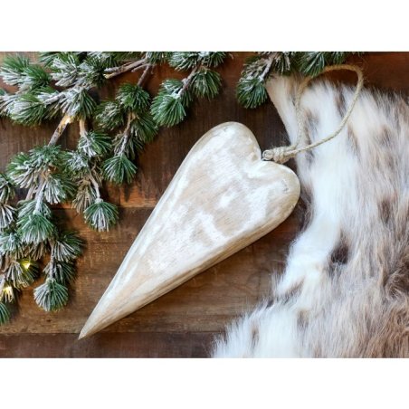 Drevené srdiečko s bielou patinou 22cm