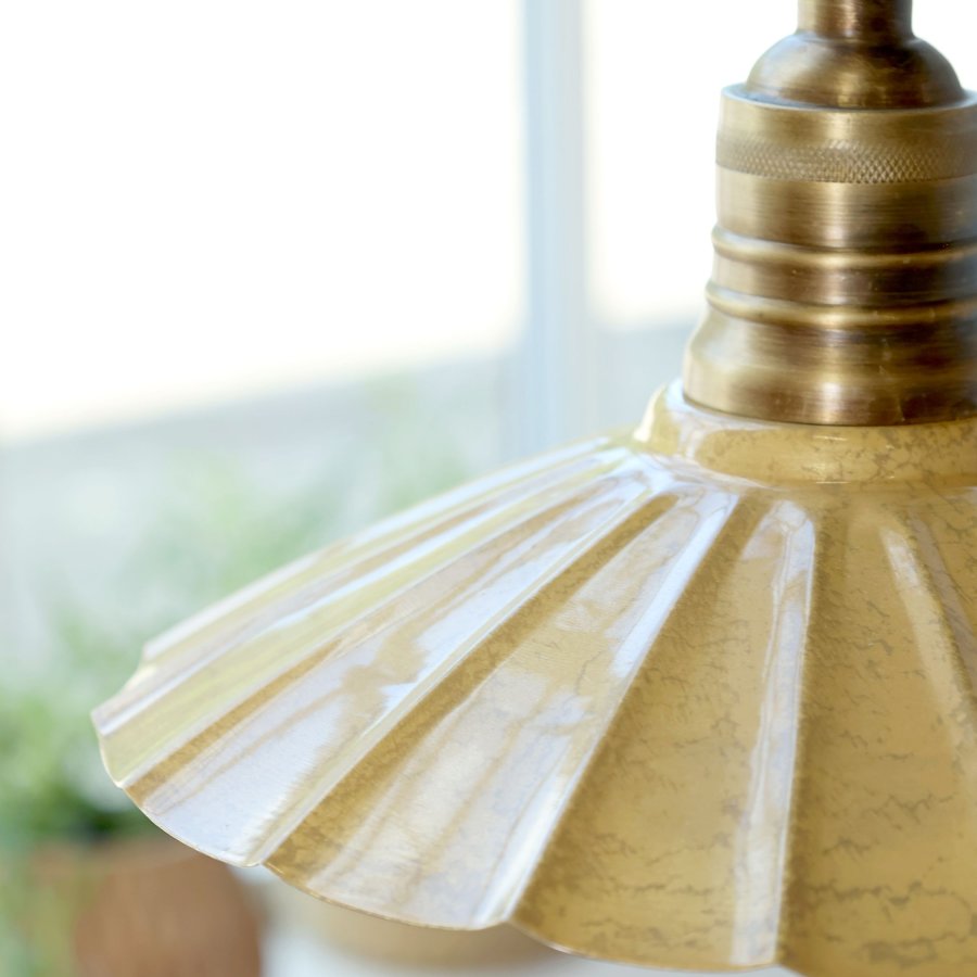 Lunel lampa v smaltovanej medovej farbe