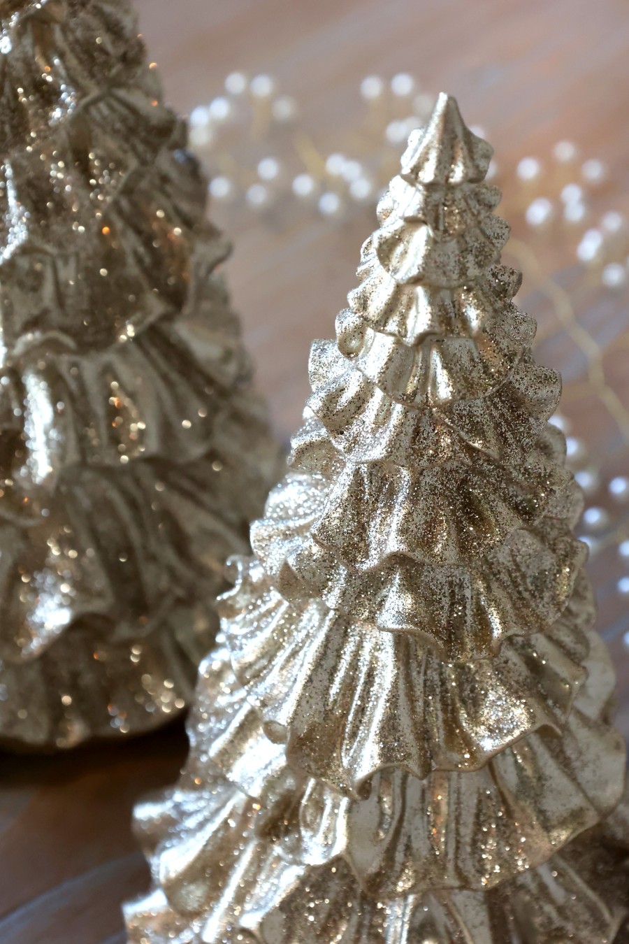 Vianočný stromček s glitrami Champagne 15 cm